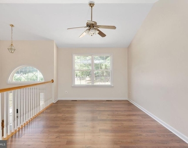 3 Crestview Drive - Photo Thumbnail 7