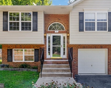 3 Crestview Drive - Photo Thumbnail 3