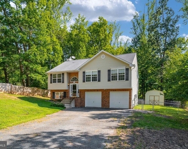 3 Crestview Drive - Photo Thumbnail 4