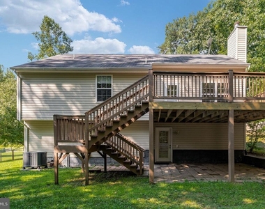 3 Crestview Drive - Photo Thumbnail 36