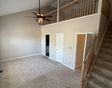 304 Tolbelt Court - Photo Thumbnail 13
