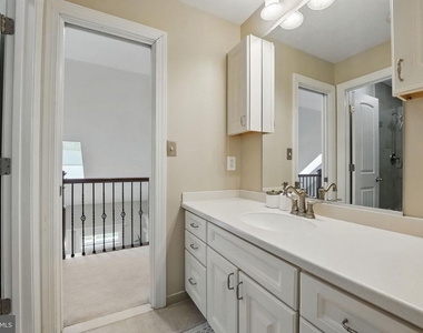 10714 Kirkland Drive - Photo Thumbnail 24