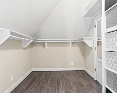 10714 Kirkland Drive - Photo Thumbnail 34