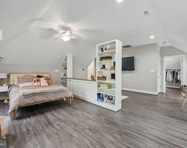 10714 Kirkland Drive - Photo Thumbnail 30