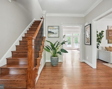 10714 Kirkland Drive - Photo Thumbnail 11