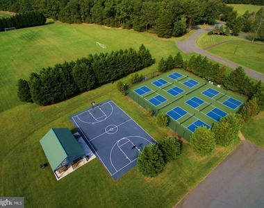 10714 Kirkland Drive - Photo Thumbnail 51