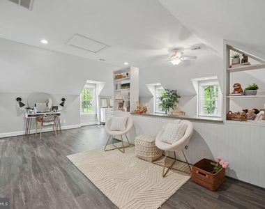 10714 Kirkland Drive - Photo Thumbnail 32