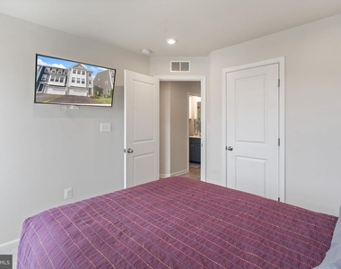 18277 Summit Pointe Drive - Photo Thumbnail 29