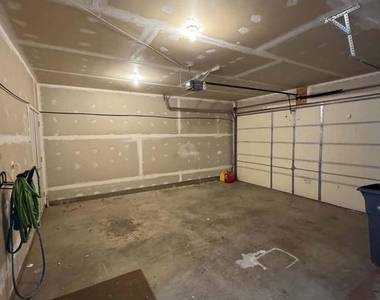 6912 Witton Circle - Photo Thumbnail 21