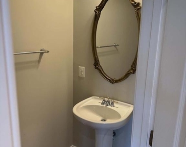 6912 Witton Circle - Photo Thumbnail 18
