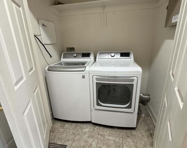 6912 Witton Circle - Photo Thumbnail 20