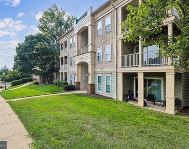 1060 Gardenview Loop - Photo Thumbnail 26