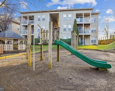1060 Gardenview Loop - Photo Thumbnail 21