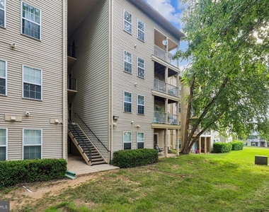 1060 Gardenview Loop - Photo Thumbnail 24