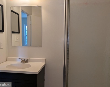 9032 Whispering Pine Court - Photo Thumbnail 21