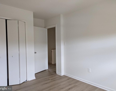 9032 Whispering Pine Court - Photo Thumbnail 27