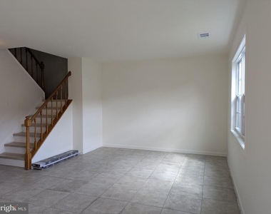 9032 Whispering Pine Court - Photo Thumbnail 7