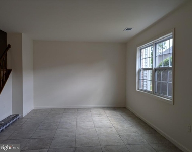 9032 Whispering Pine Court - Photo Thumbnail 8