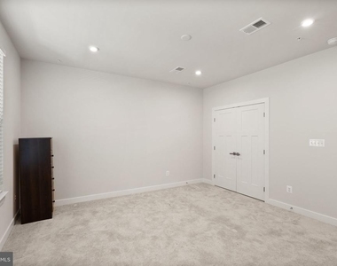 42564 Invergordon Terrace - Photo Thumbnail 18