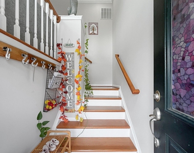 43450 Hopestone Terrace - Photo Thumbnail 2