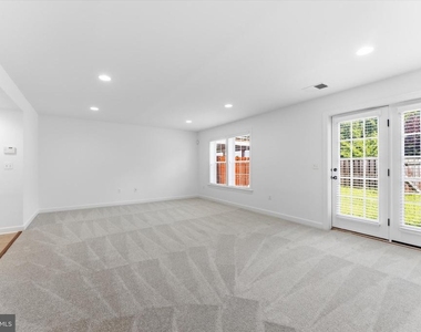 25263 Beach Place - Photo Thumbnail 30
