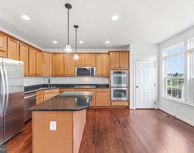 25263 Beach Place - Photo Thumbnail 10