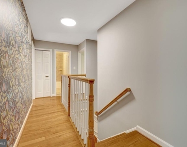 8995 Parliament Drive - Photo Thumbnail 25