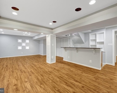 8995 Parliament Drive - Photo Thumbnail 45
