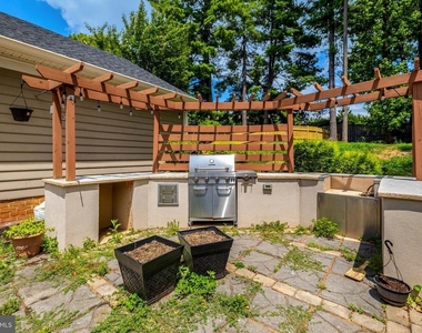 8995 Parliament Drive - Photo Thumbnail 54