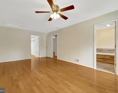 8995 Parliament Drive - Photo Thumbnail 28