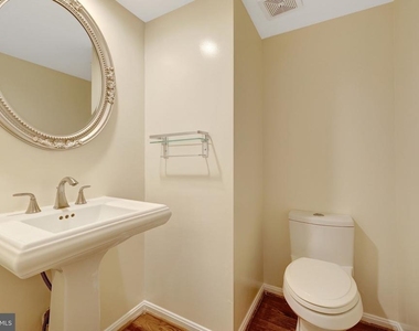 8995 Parliament Drive - Photo Thumbnail 9