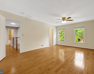8995 Parliament Drive - Photo Thumbnail 27