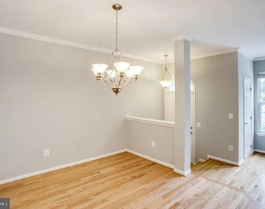 12476 Casbeer Drive - Photo Thumbnail 7