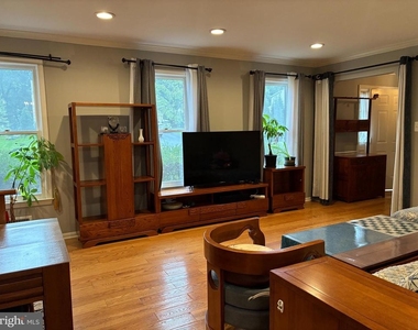 11907 Fallen Holly Court - Photo Thumbnail 3