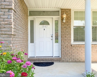 1947 Fay Place - Photo Thumbnail 1