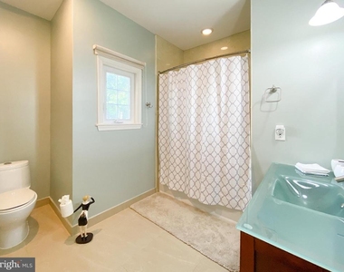 1947 Fay Place - Photo Thumbnail 24