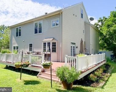 1947 Fay Place - Photo Thumbnail 39