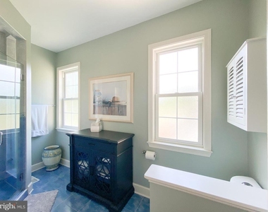 1947 Fay Place - Photo Thumbnail 18