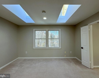 11560 Holly Briar Lane - Photo Thumbnail 25