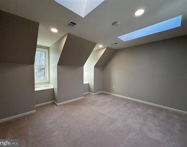 11560 Holly Briar Lane - Photo Thumbnail 24