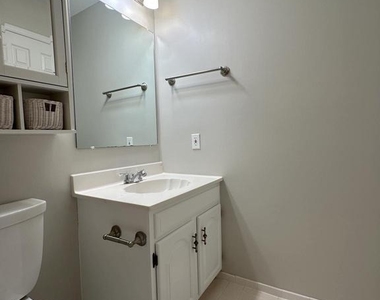 11560 Holly Briar Lane - Photo Thumbnail 36