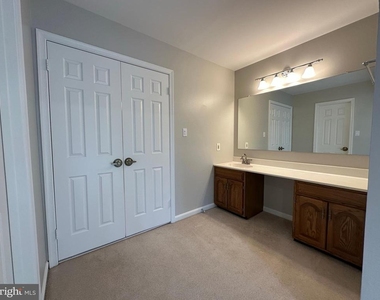 11560 Holly Briar Lane - Photo Thumbnail 26