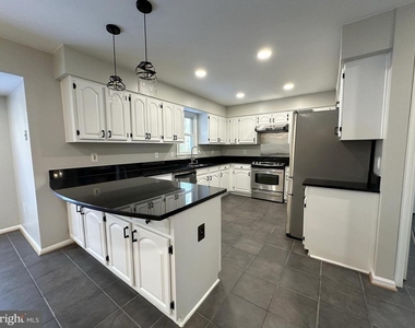 11560 Holly Briar Lane - Photo Thumbnail 11