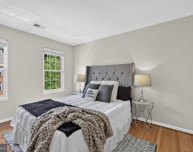 12203 Tenbury Terrace - Photo Thumbnail 70