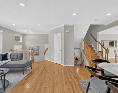 12203 Tenbury Terrace - Photo Thumbnail 20