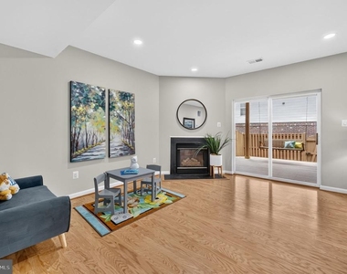 12203 Tenbury Terrace - Photo Thumbnail 76