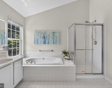 12203 Tenbury Terrace - Photo Thumbnail 58