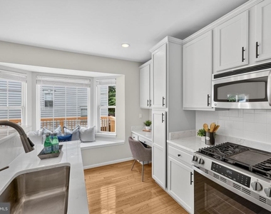 12203 Tenbury Terrace - Photo Thumbnail 41