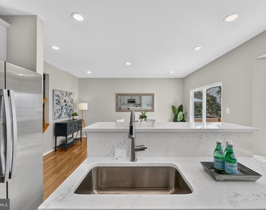 12203 Tenbury Terrace - Photo Thumbnail 39