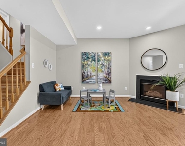12203 Tenbury Terrace - Photo Thumbnail 72
